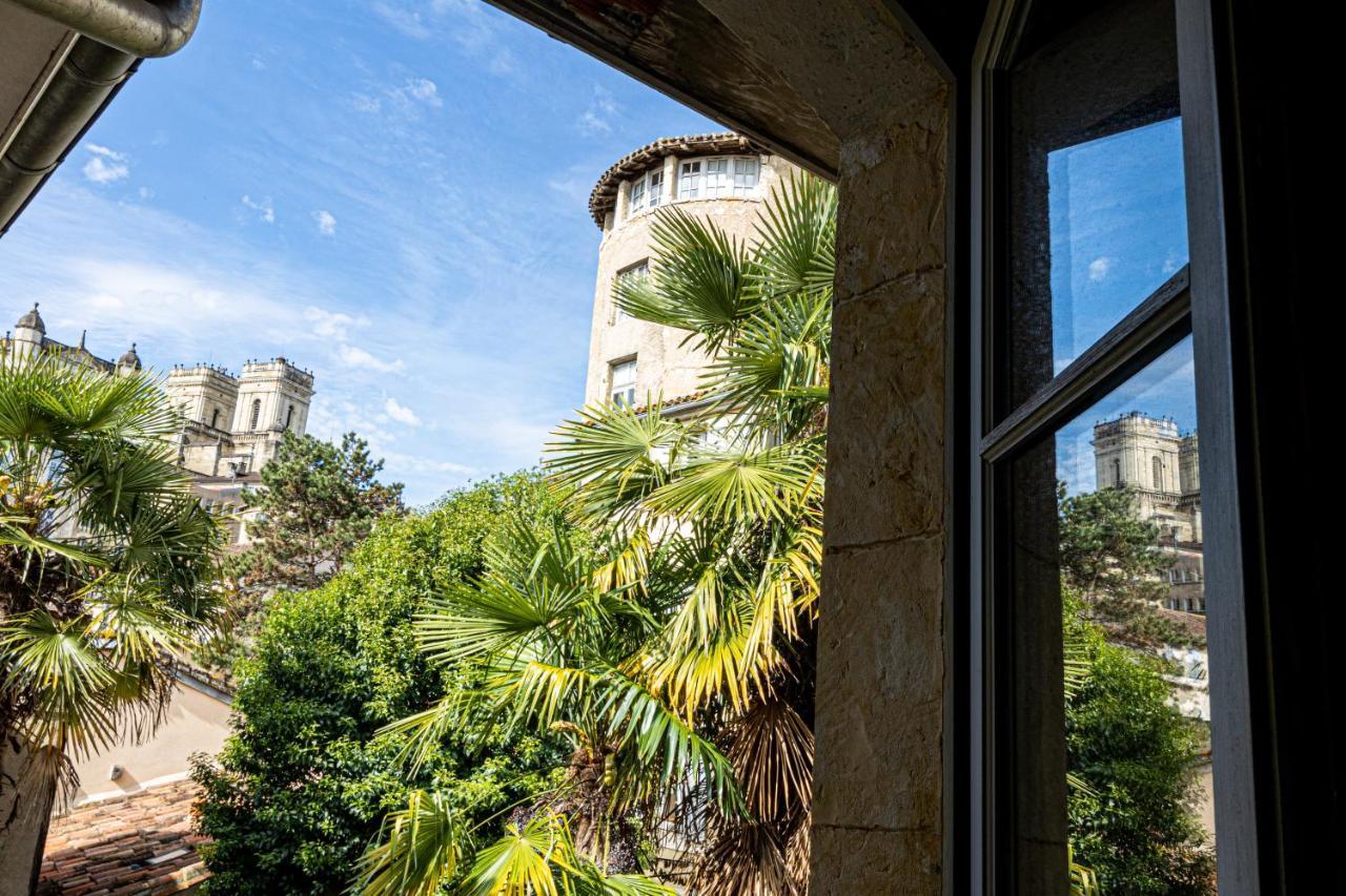 Superbe Appartement, Situe Au Coeur De La Ville. Auch Exterior photo